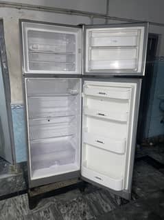 Dawlance Full Size Fridge 66inch 5.5feet