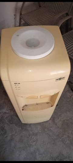 Water Dispenser With Refrigerator