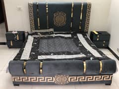 King Size Bed – Vacachi Design with Velvet Cushioning & 2 Side Tables