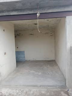 Upper porshion for rent