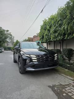 hyundai tucson AWD Hybrid 2025