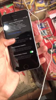 iPhone SE 2020 jv  battery health 77 gb128 water pack no open.