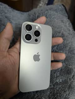 iPhone 15 pro 256GB FU