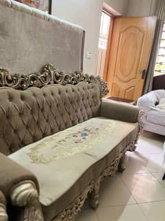5 seater sofa set WITH TABLES