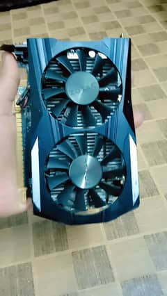 NADIA GEFORCE ZOTAC