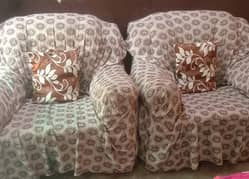 5 seaters new condition rabta number 0/3/2/2/6/4/0/4/5/2/5