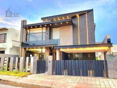Luxurious 1 Kanal Designer House With Modern Elevation