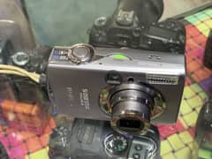 digital camera canon just like new battery charger memory card and beg