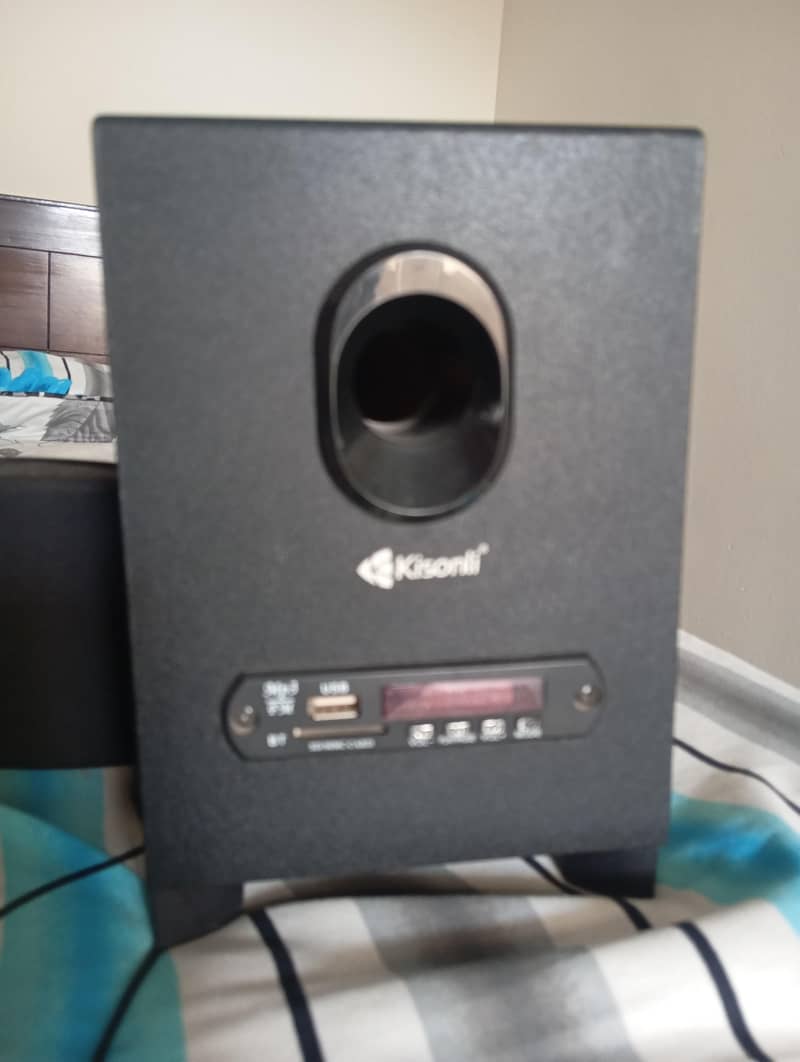 Bluetooth Speakers with deck and with remote control 0