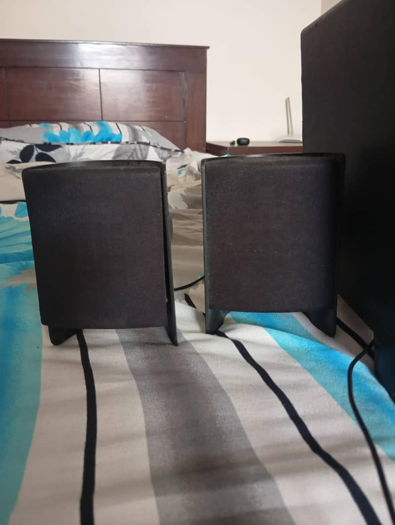 Bluetooth Speakers with deck and with remote control 1