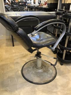 Parlar Chair