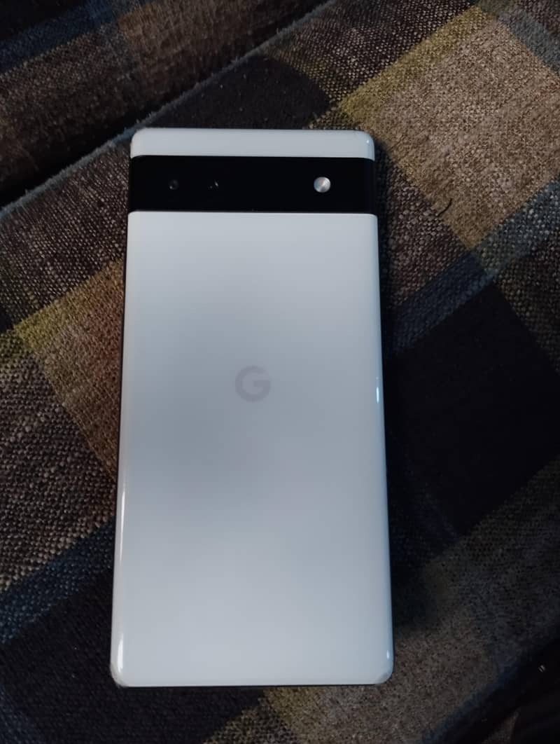 10/10 condition Google pixel 6a pta 2
