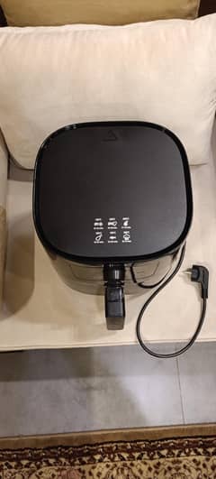 Philips Air Fryer  – Like New – For Sale in B-17 Islamabad