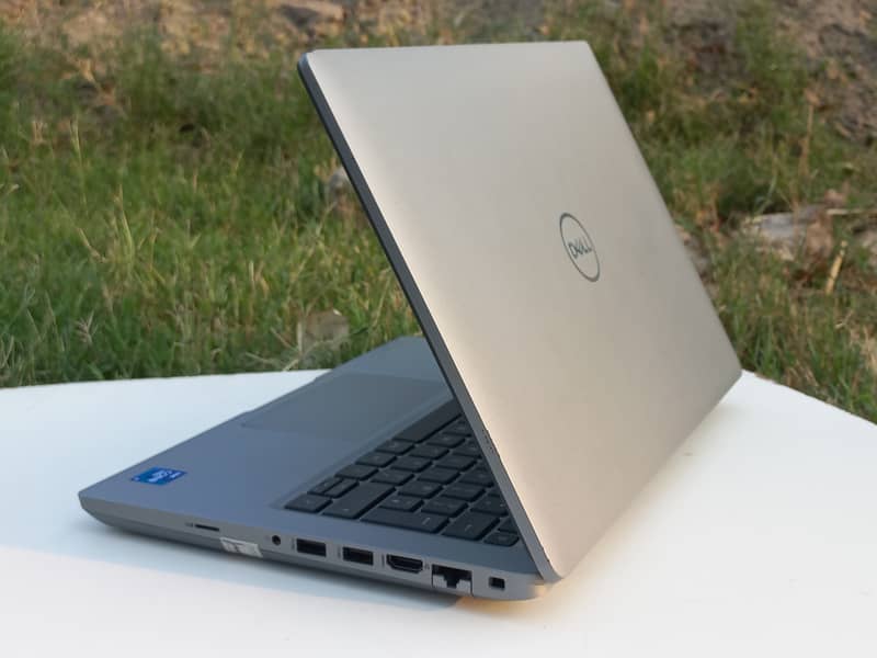 dell laptop latitude 5421 Core i7 11th gen with H processor 24Mb Cache 5