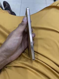 Vivo. V 23 5g. 12+8 gb ram 256 gb memory