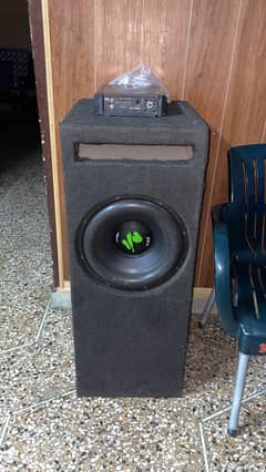 car subwoofer and amplifier