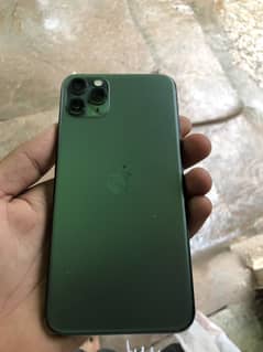 iPhone 11 Pro Max 64 GB 10 x 9 condition everything OK