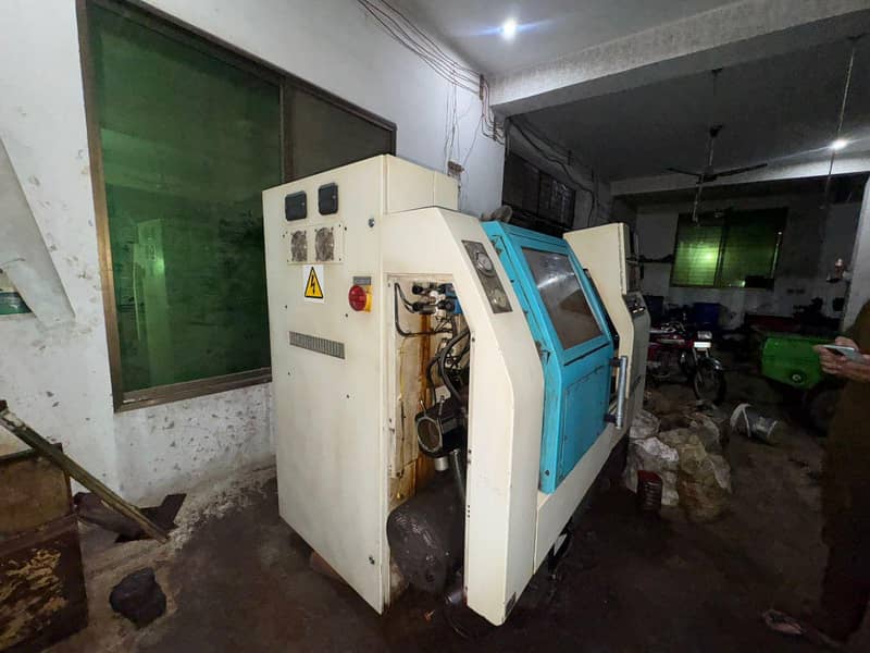 CNC LATHE MACHINE 1996 MODEL 1