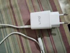 LITO Fast Mobile Charger