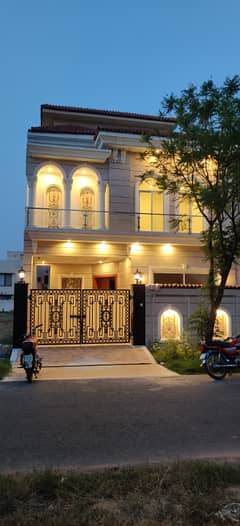 5 MARLA BRAND NEW LUXURY HOUSE IS AVAILABLE FOR SALE IN DHA PHASE 9 TOWN