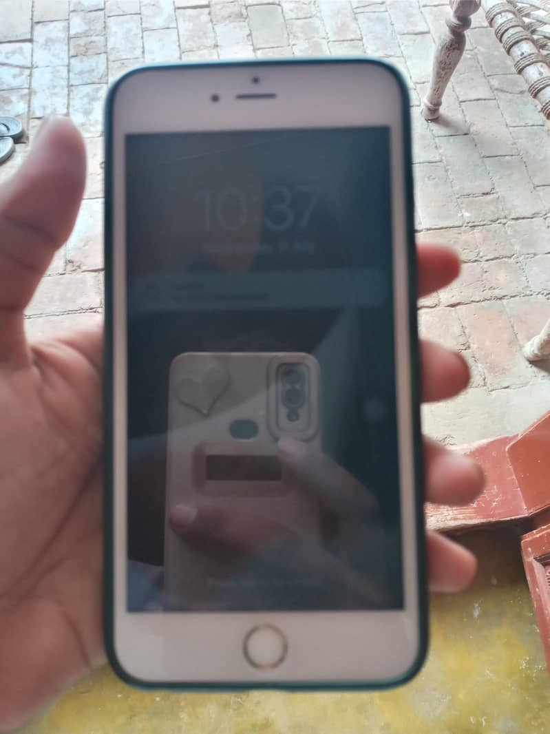 iphone 6splus condition 10by9 non  pta but sim working 2