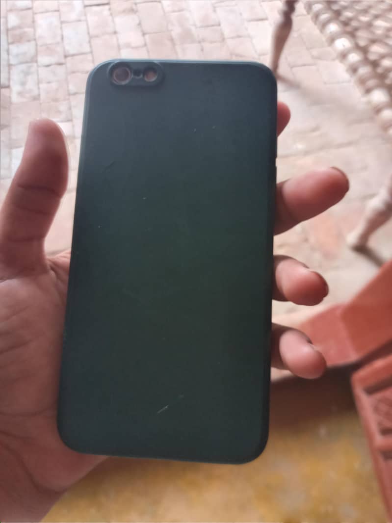 iphone 6splus condition 10by9 non  pta but sim working 3
