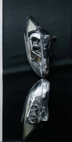 Toyota Prius 2012 Head Lights