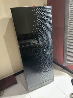 Refrigerator fridge like brand new slightly used