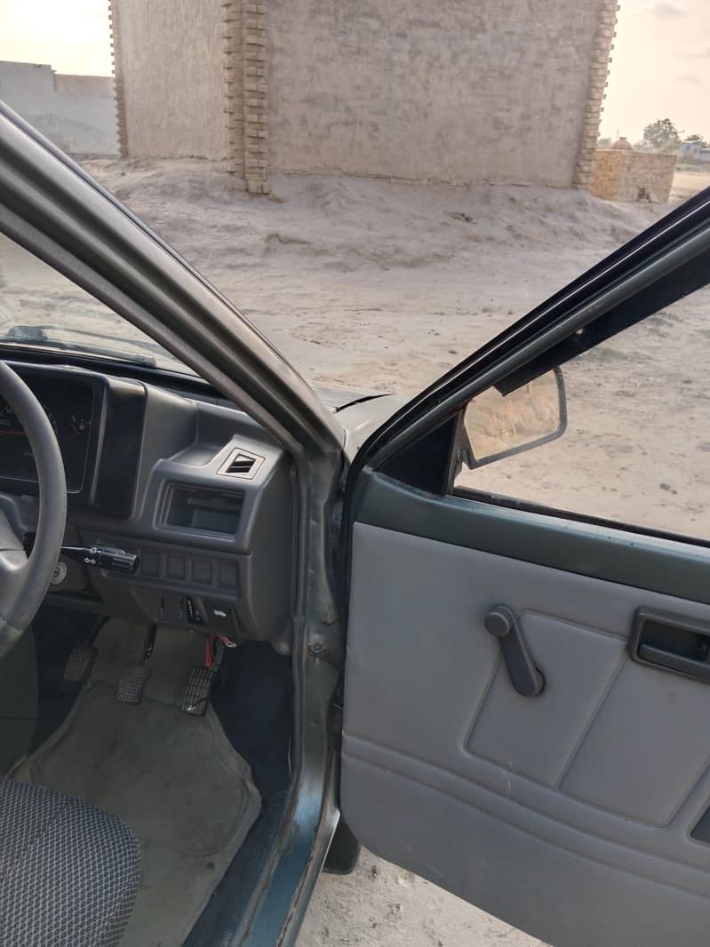 mehran vxr euoro  car  2012 model with matelic color 4
