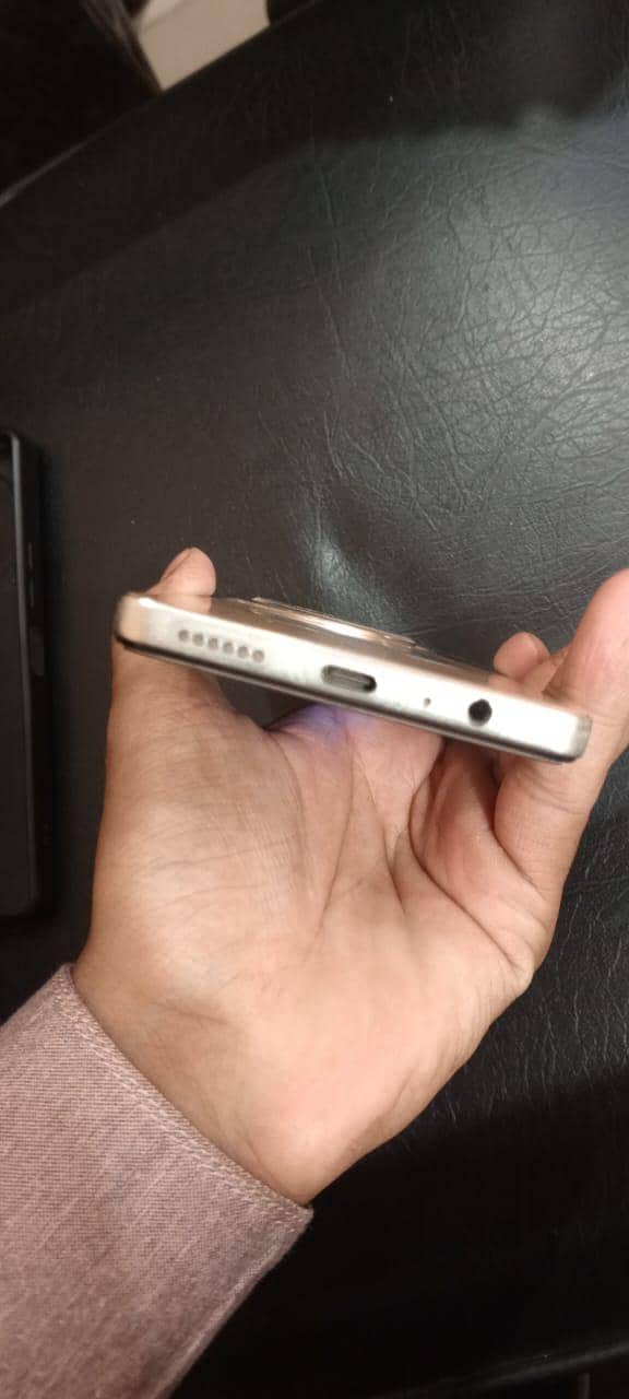 Tecno Camon 30 10/10 Condition 4