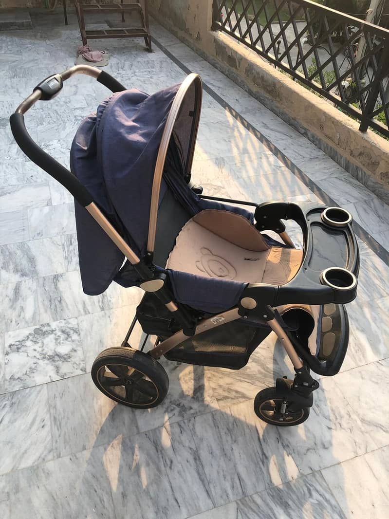 Baby Pram Large Size with moving handle 6