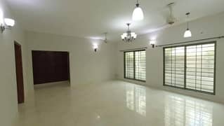 3 bed apartment available for Rent in Askari 11 sec-B Lahore