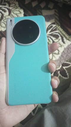 Tecno Camom 40 Premier