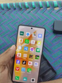 infinix note 30 pro 8+8/256