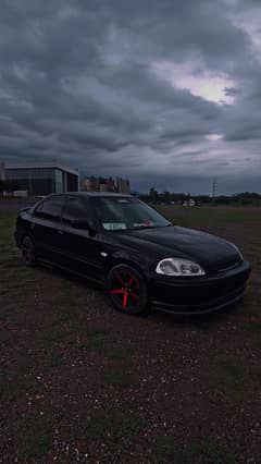 HONDA CIVIC EK FOR HONDA LOVERS 1997 IN METALIC BLACK COLOUR