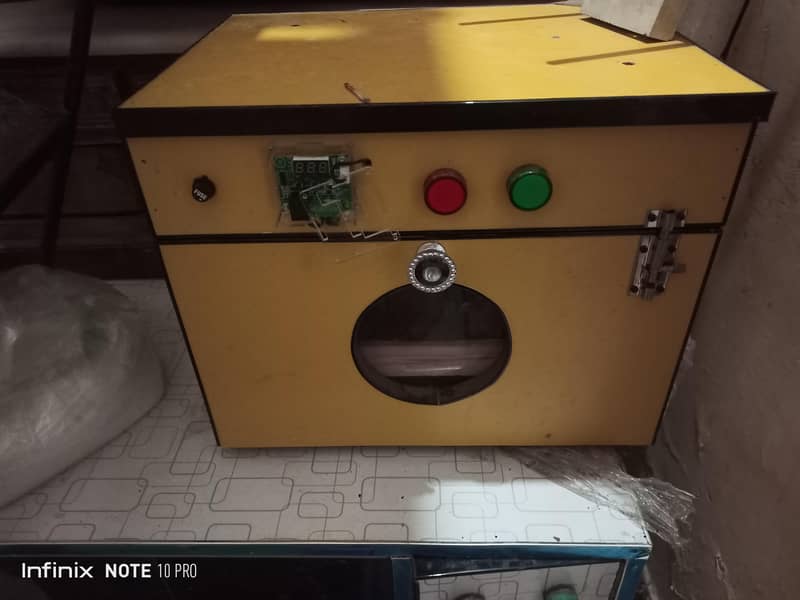Incubator+Brooder 9