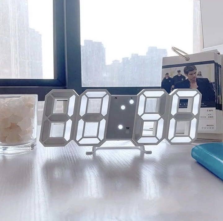 LUXURIOUS CART - Stylish Digits Design Table Clock - Easy Installation 0
