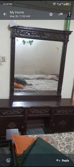 dressing table,1 table set and 1 glass table