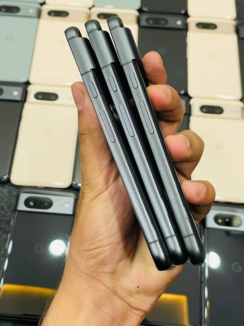 Google Pixel 8 11