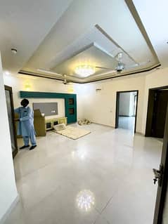 Vip 10 Marla Used House For Sale Available In Bahria Town Lahore