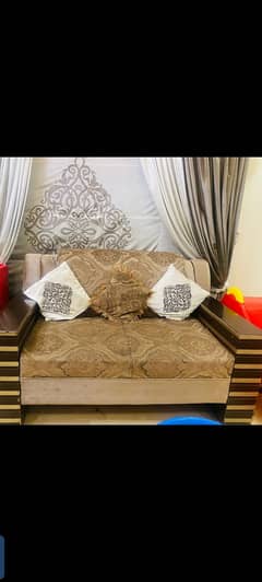 Actually solid wood hn