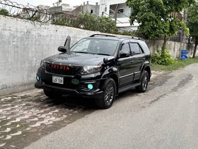 Toyota Fortuner V 2013