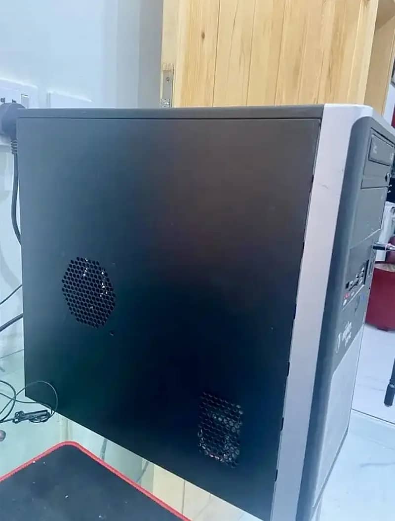 Mid Beast gaming pc 0