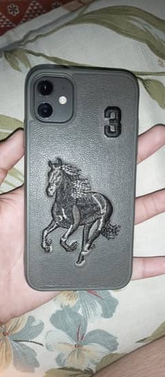 iphone 11 10/8 condition battery service