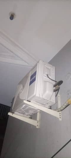 Haier 1 ton brand new few months used even still note open for servic