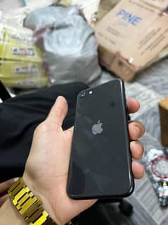 iPhone SE 2020 64 gb pta approved