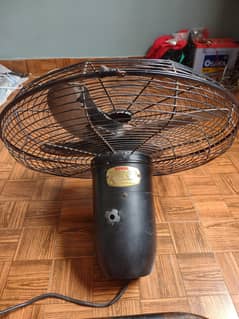 Royal bracket fan 24" Whatsapp 03153743994