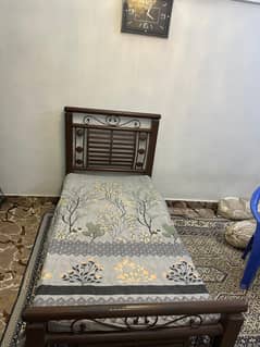 single iron bed wth matres in excellent condition
