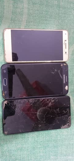 3 mobile hain 3no of  hain
