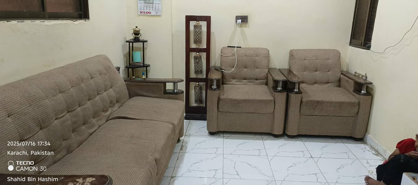 I am sending my usede  sofa Sate  3 in 1 and 2 sofa 1 1 2